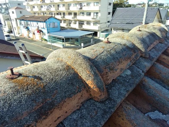 加古川市の棟瓦の釘の浮き